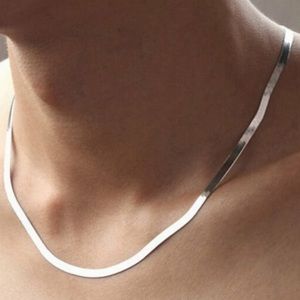 **NEW 925 STERLING SILVER HERRINGBONE NECKLACE